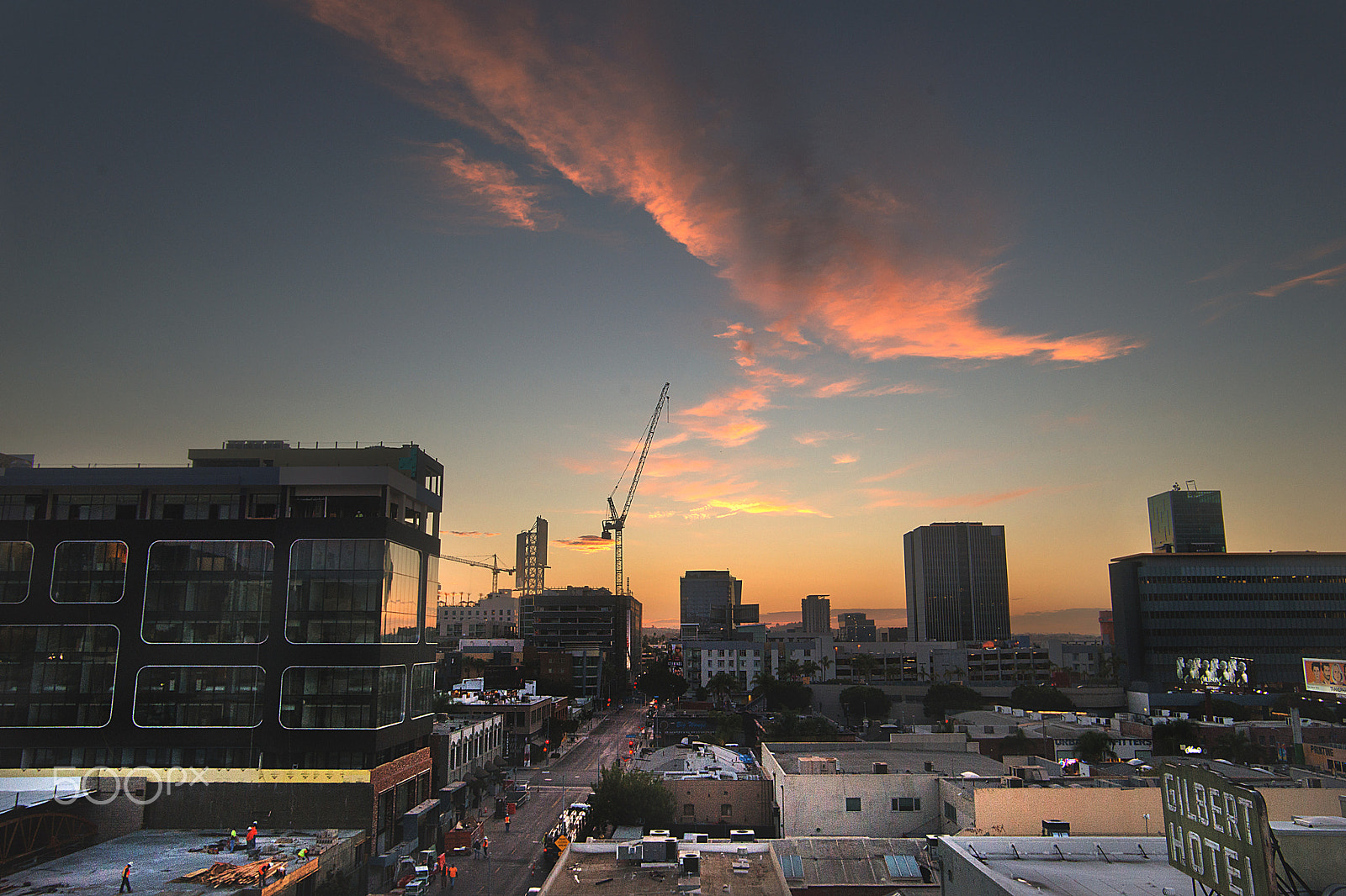 Sony a99 II + Minolta AF 17-35mm F2.8-4 (D) sample photo. Hollywood photography