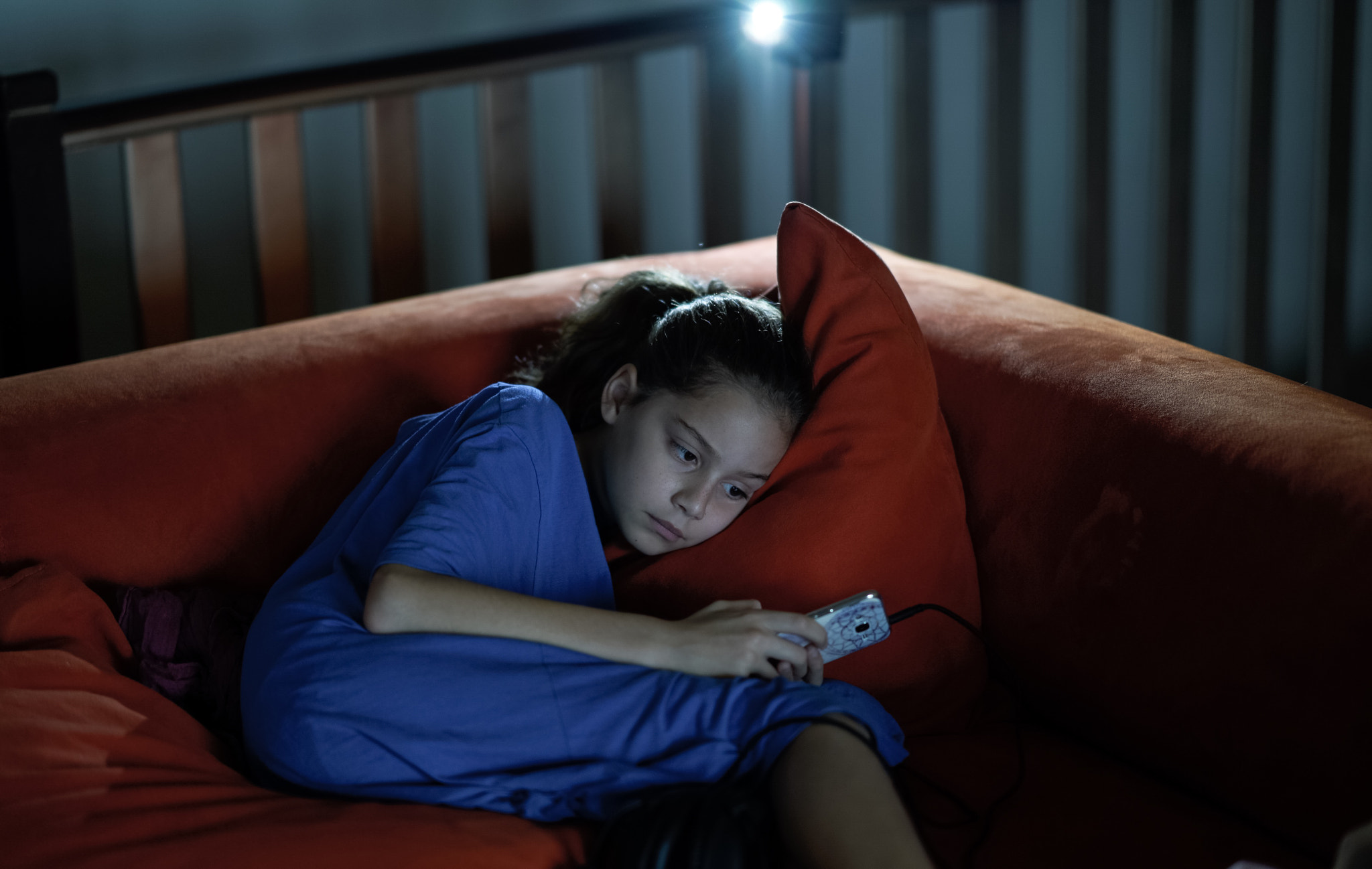Sony FE 85mm F1.4 GM sample photo. Back light sofa photography
