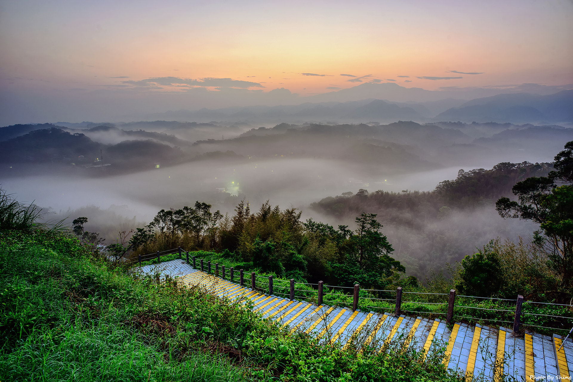 Nikon D800 + Nikon AF Nikkor 20mm F2.8D sample photo. 墨硯山 photography