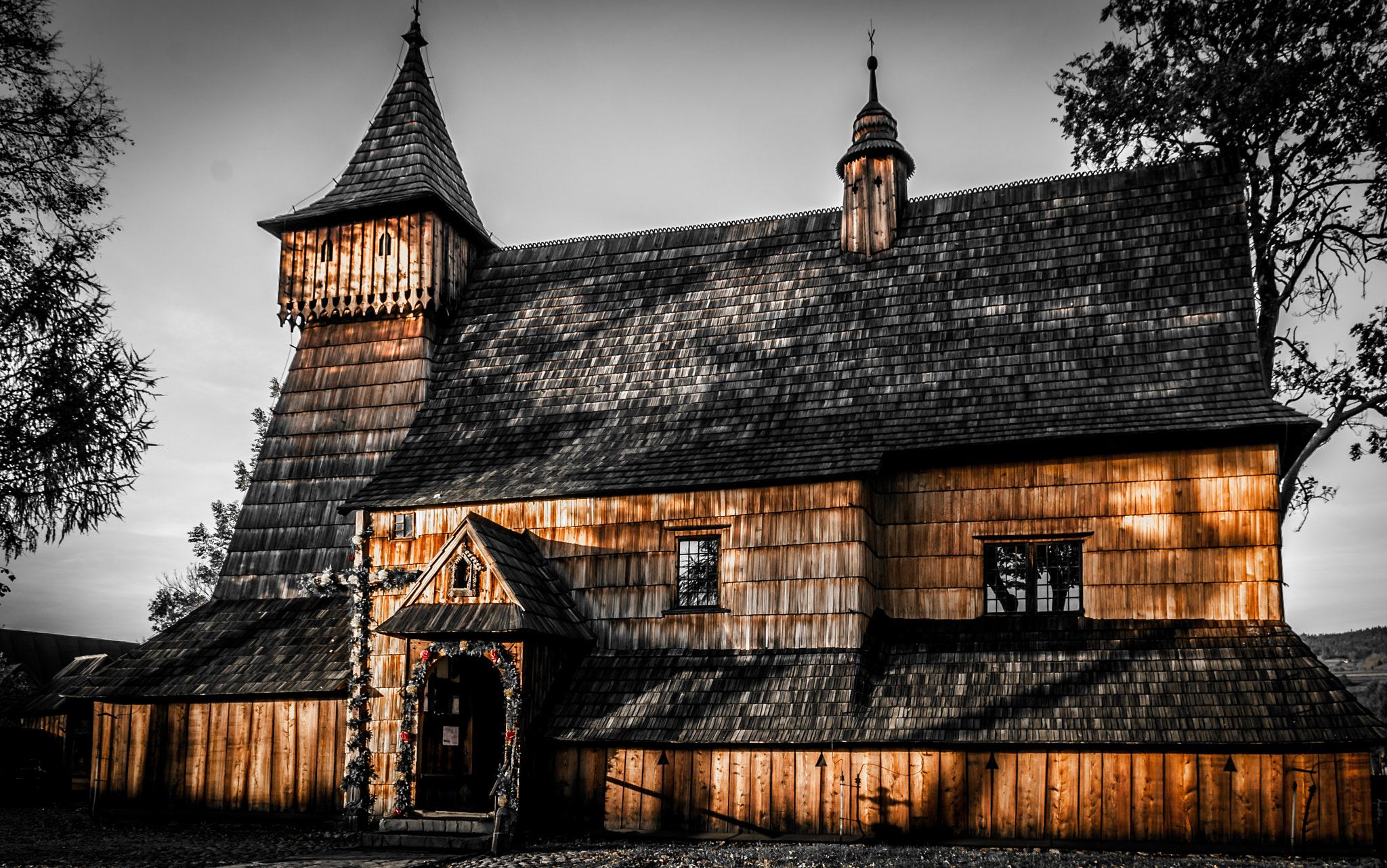 Sigma 17-70mm F2.8-4 DC Macro OS HSM | C sample photo. Old gothic church in dębno photography