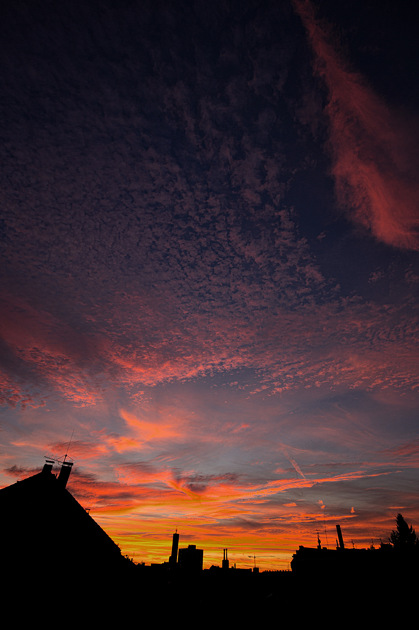 Canon EOS 6D + Canon EF 16-35mm F4L IS USM sample photo. Burning heaven photography