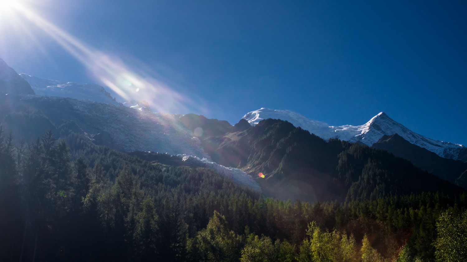 Nikon D800E + AF Zoom-Nikkor 35-105mm f/3.5-4.5 sample photo. Mountains photography