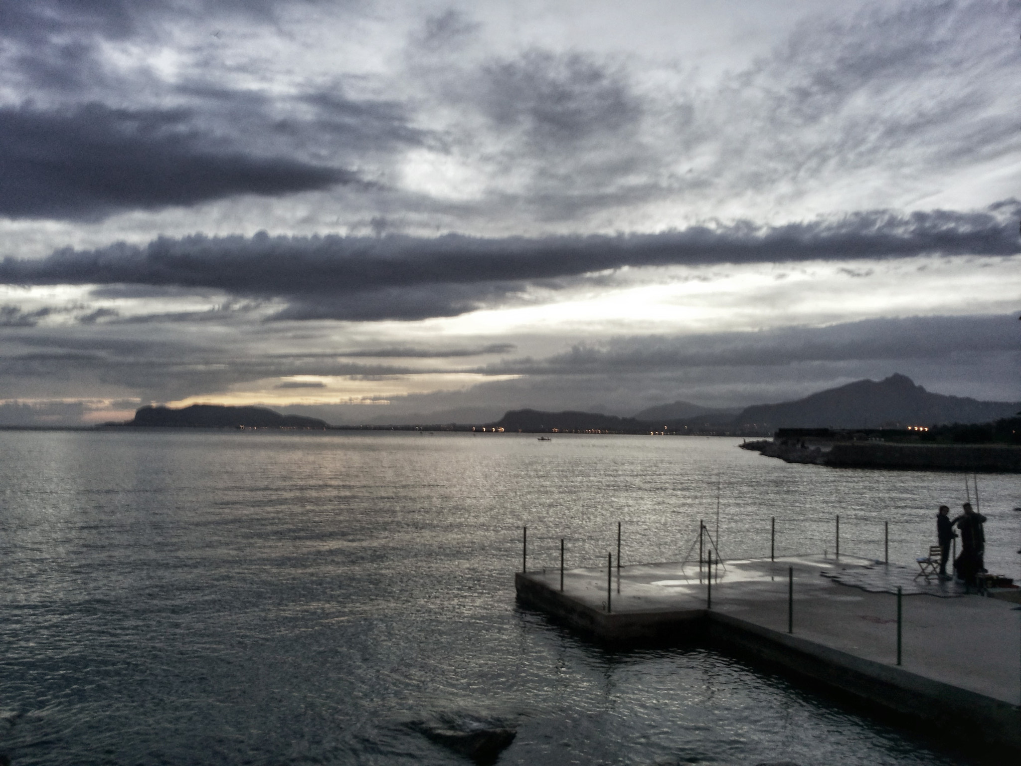 Samsung Galaxy S2 Plus sample photo. Fisherman photography