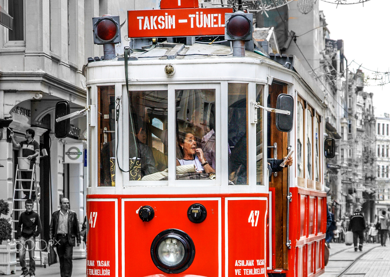 Sigma 17-70mm F2.8-4 DC Macro OS HSM sample photo. Taksim tünel photography