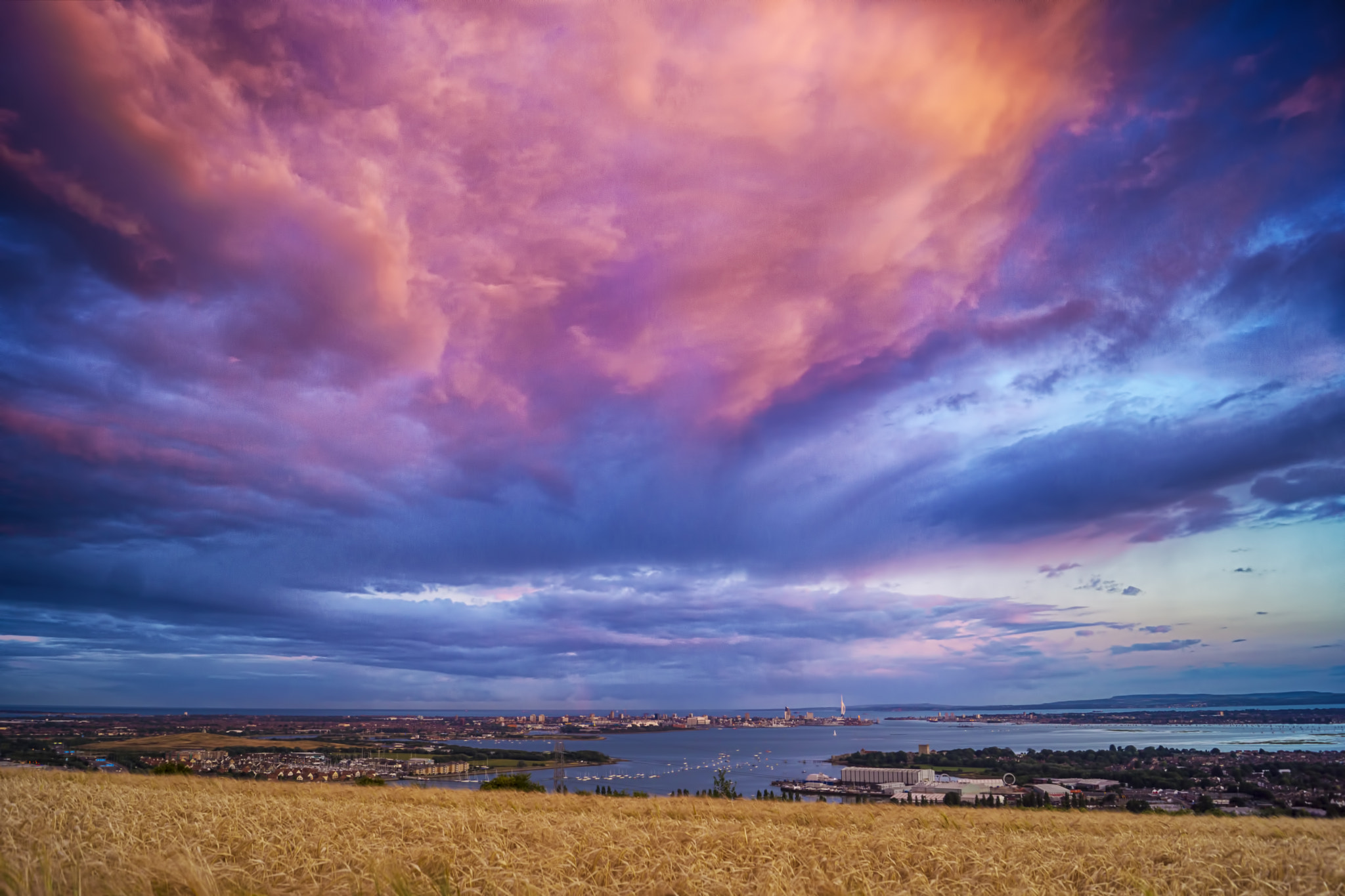 Sony SLT-A77 + Sony DT 18-55mm F3.5-5.6 SAM sample photo. Power of the cloud photography