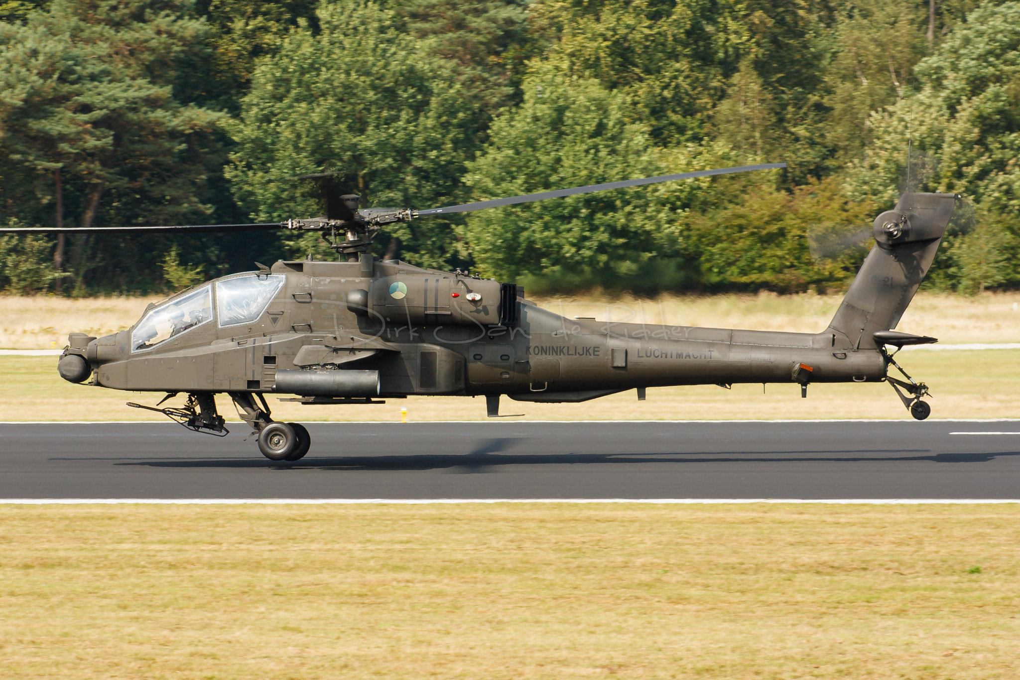 Canon EOS 40D + Canon EF 70-200mm F2.8L USM sample photo. Royal netherlands air force ah-64d apache q-21 photography