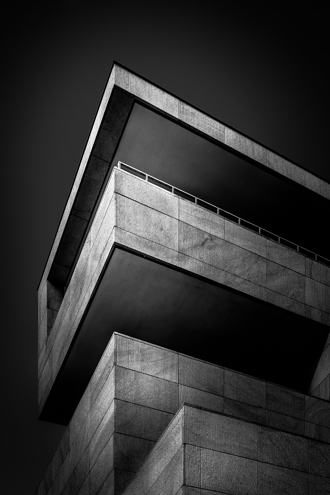 Canon EF 16-35mm F4L IS USM sample photo. "railing..." photography