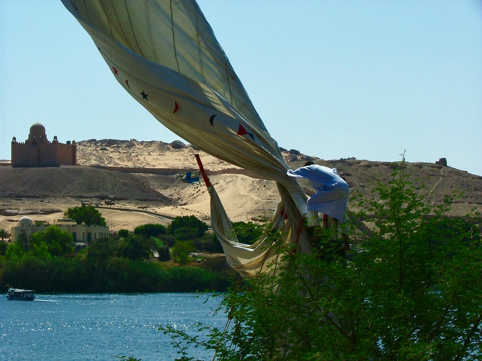 Fujifilm FinePix S5000 sample photo. Nice trip in the nile photography