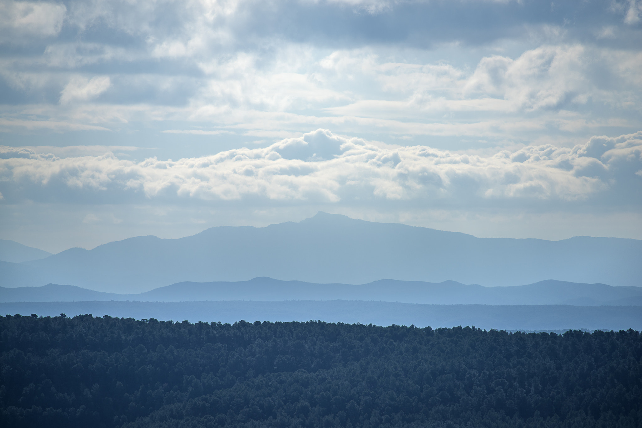 AF Nikkor 300mm f/4 IF-ED sample photo. Montcabrer view's photography