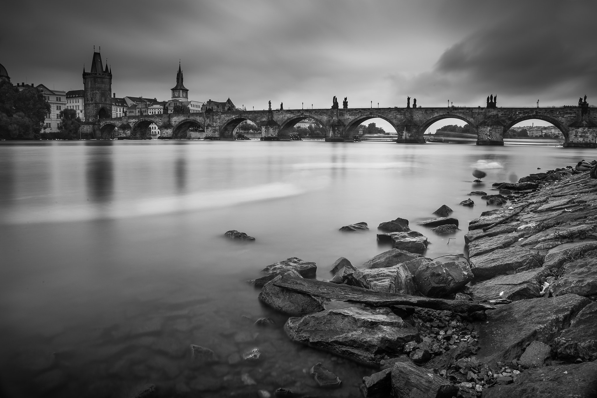 Nikon D610 + AF Zoom-Nikkor 28-70mm f/3.5-4.5 sample photo. Charles bridge, prague photography