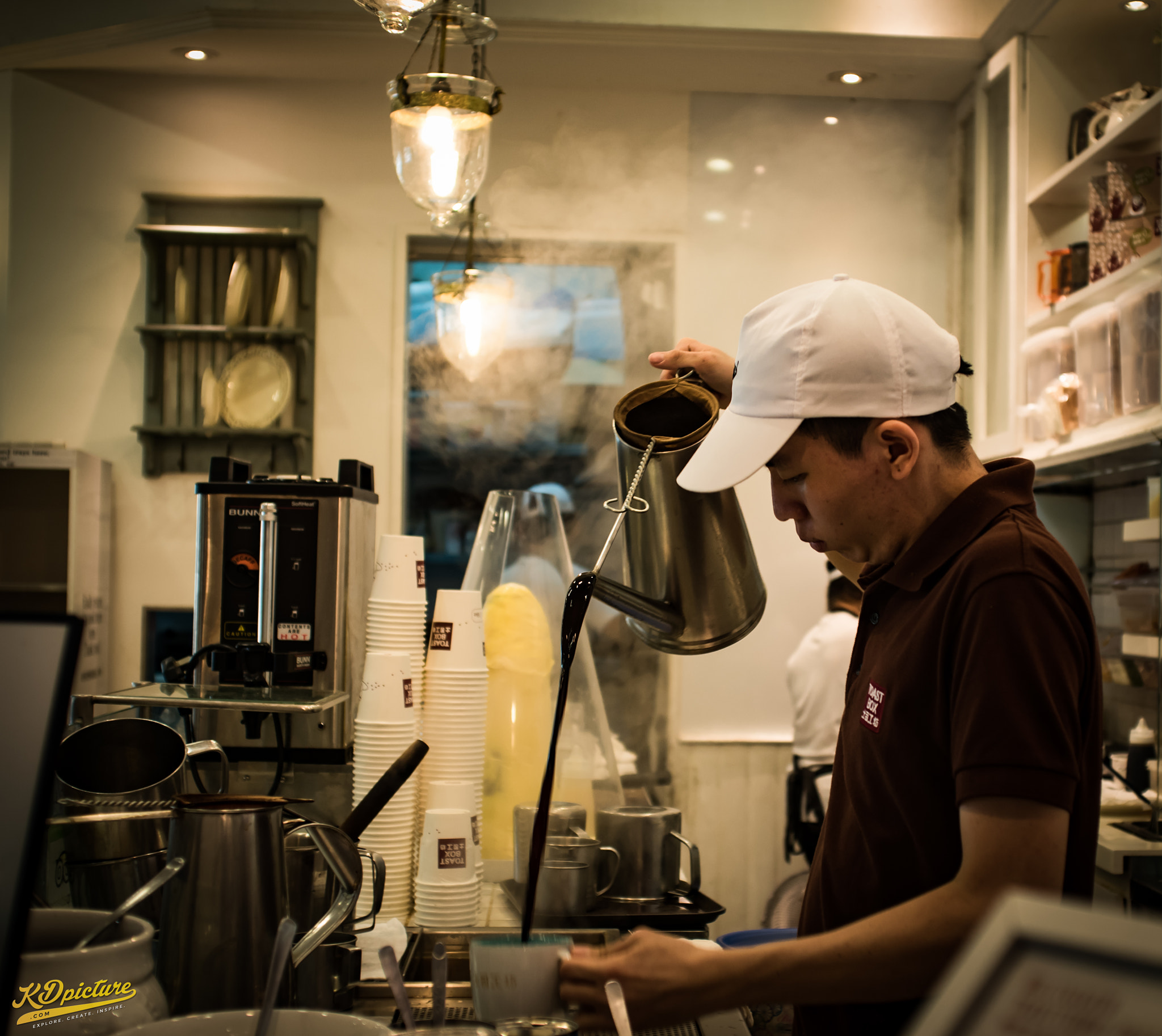 AF Zoom-Nikkor 28-85mm f/3.5-4.5 sample photo. K p photography