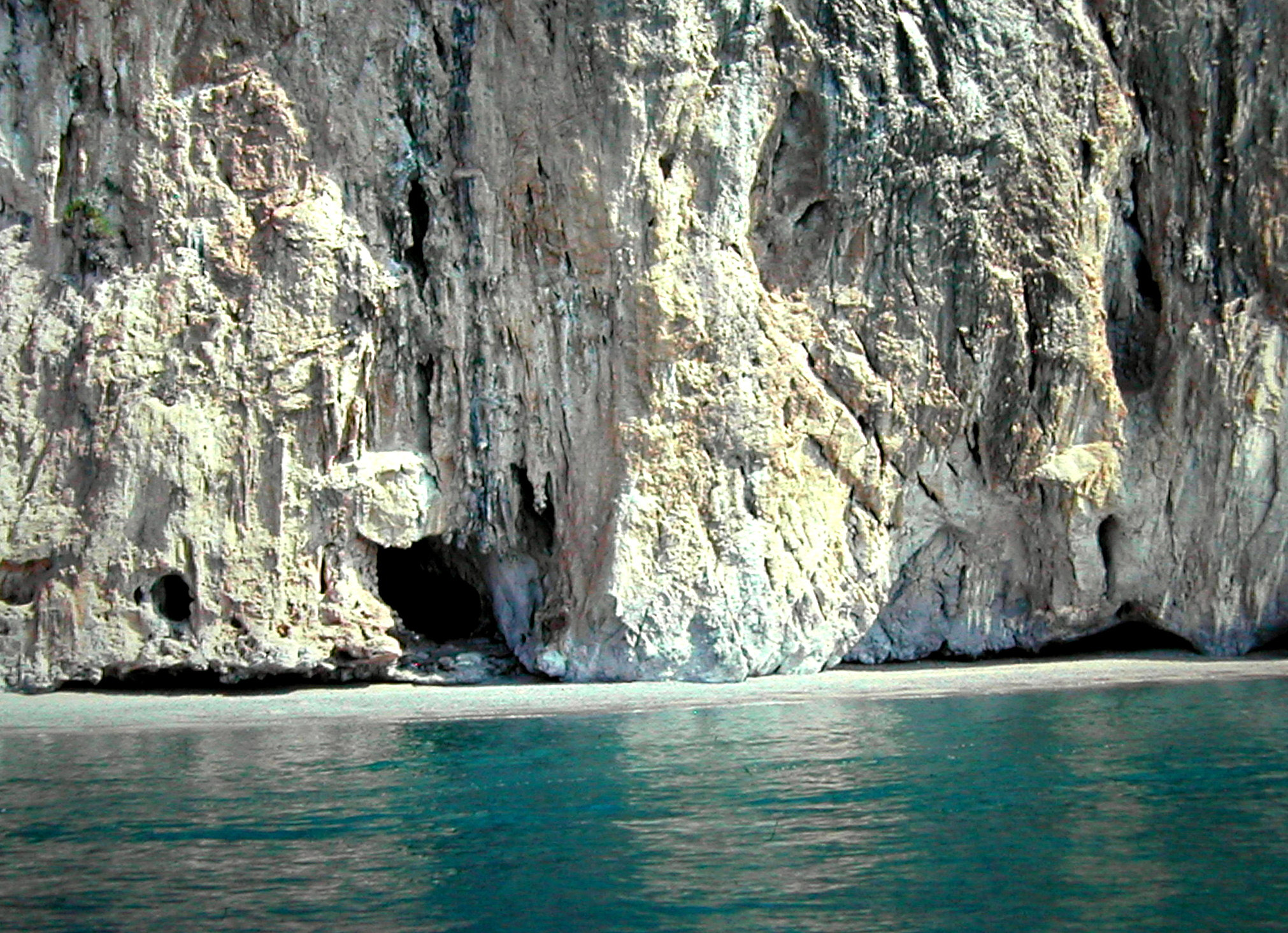 Nikon E885 sample photo. 1977  capo palinuro photography