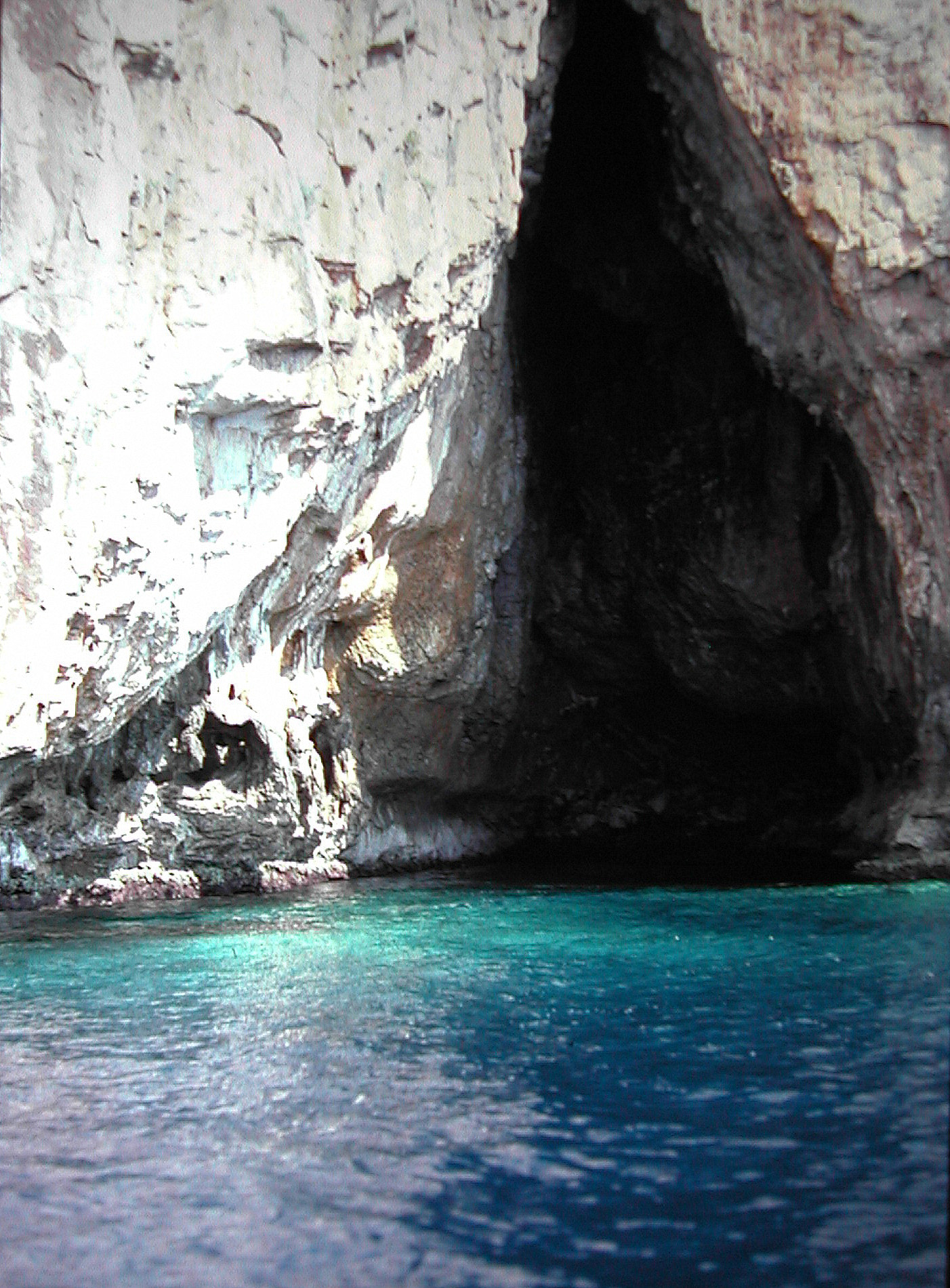 Nikon E885 sample photo. 1977  capo palinuro photography