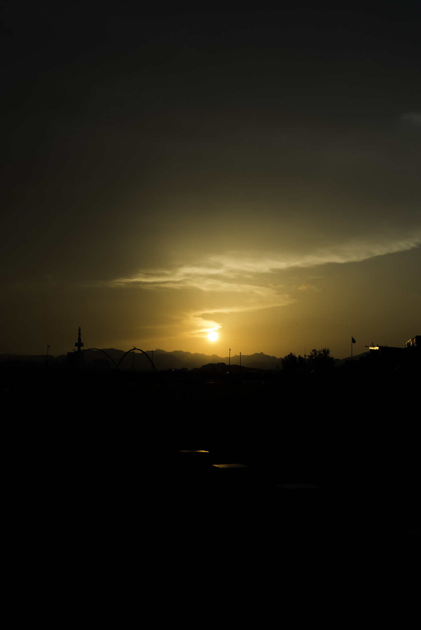 Nikon D800E + Sigma 50mm F1.4 DG HSM Art sample photo. Road to the sun photography