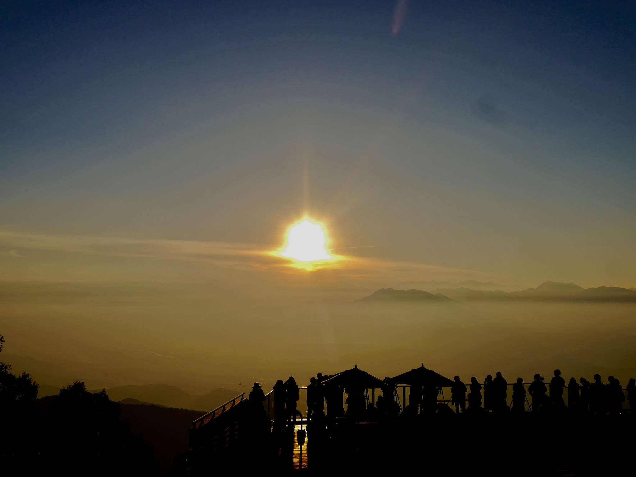 LUMIX G VARIO PZ 14-42/F3.5-5.6 sample photo. Sunset at ryuoo ski park photography