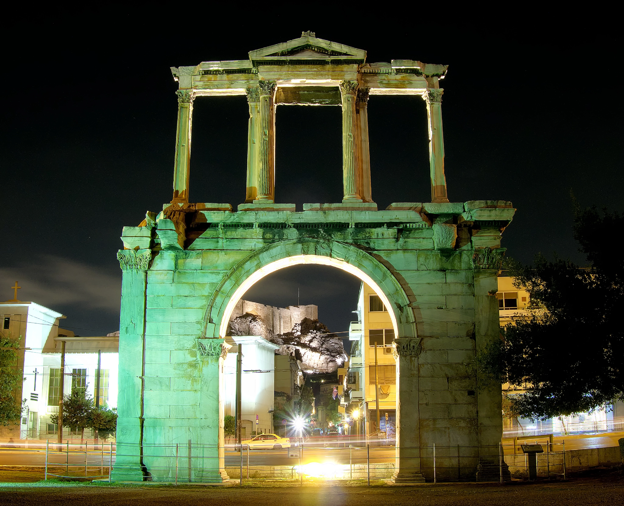 Panasonic Lumix DMC-G7 sample photo. Hadrian's arch, athens photography