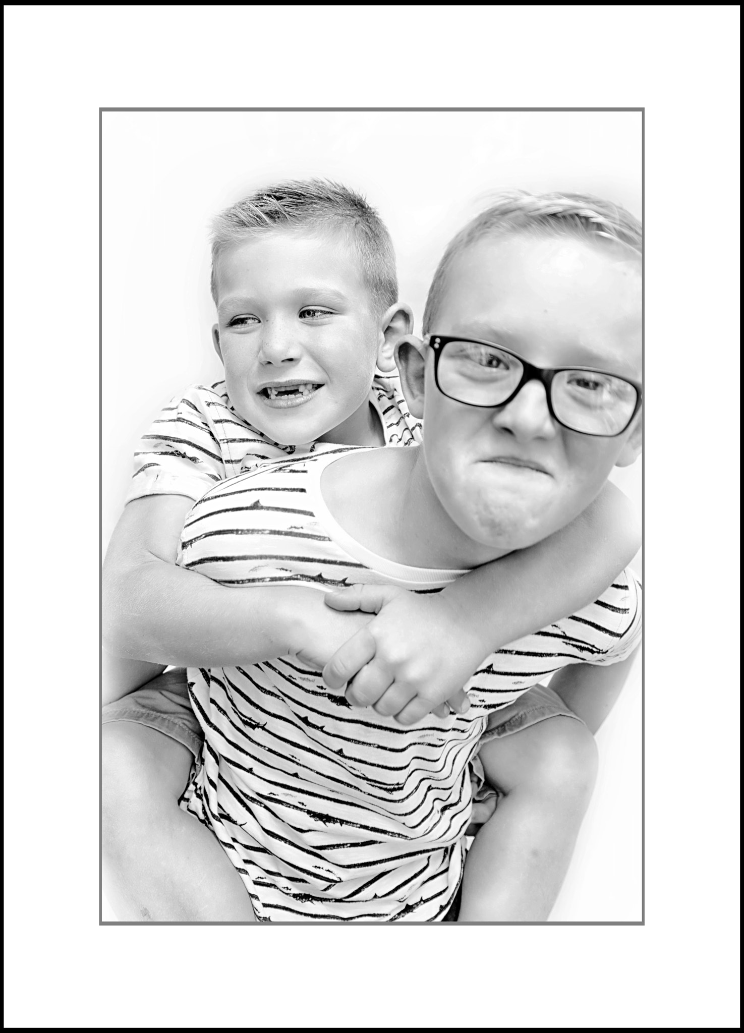Sigma 24-70mm F2.8 EX DG HSM sample photo. Brothers. photography