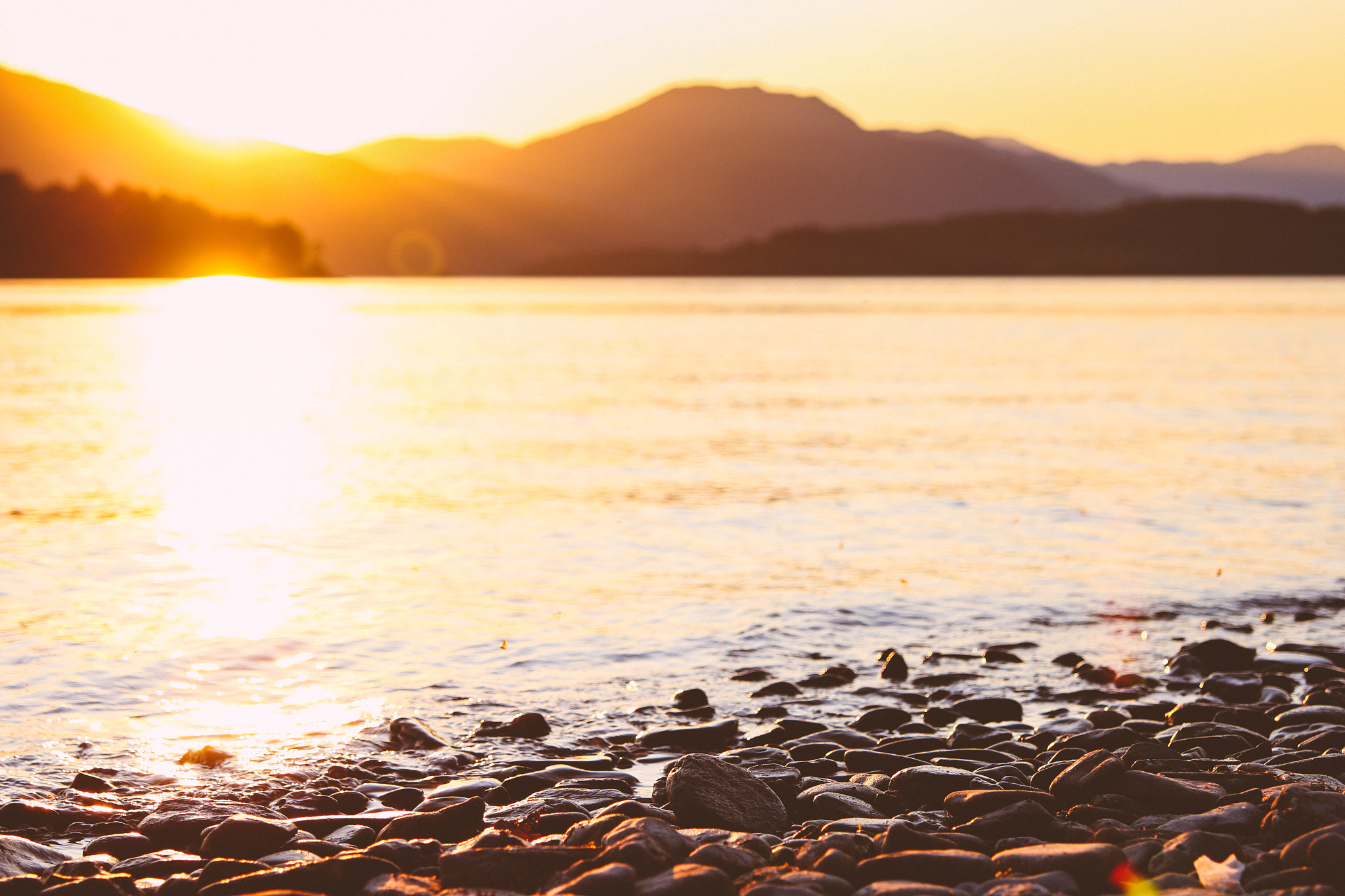 Canon EOS 650D (EOS Rebel T4i / EOS Kiss X6i) sample photo. Sunset over loch lomond photography