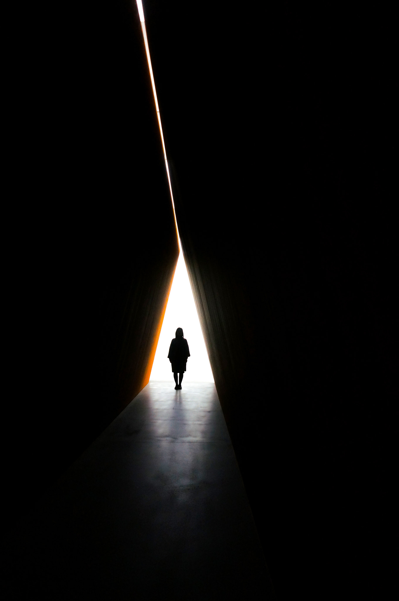 Sony Alpha NEX-5N + Sony E 16mm F2.8 sample photo. Richard serra @ gagosian gallery, london photography