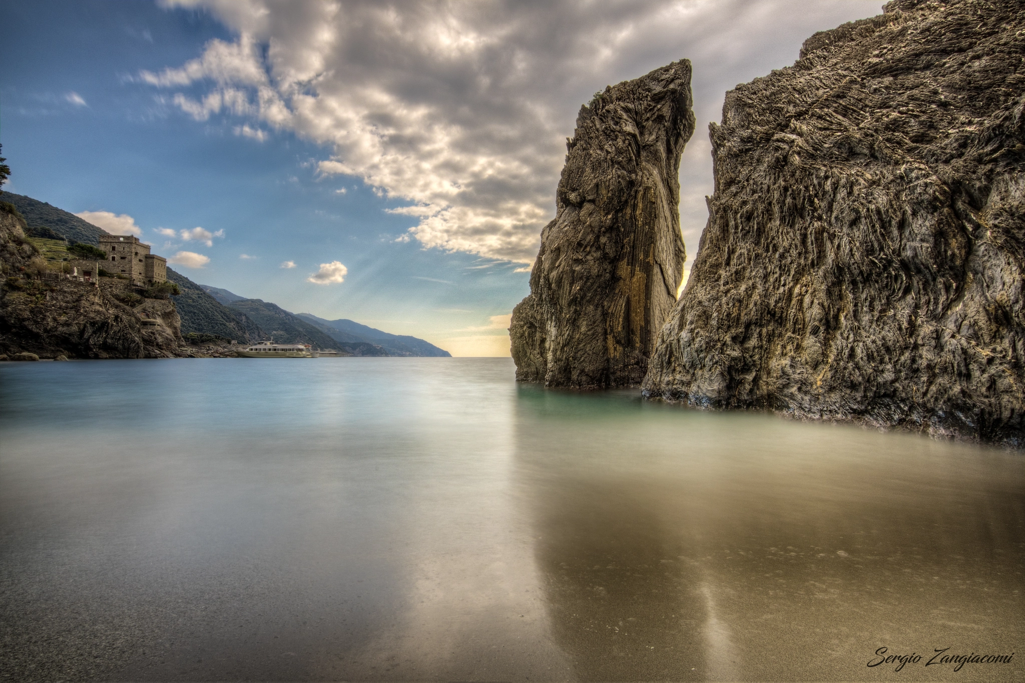 Canon EOS 750D (EOS Rebel T6i / EOS Kiss X8i) sample photo. Monterosso photography