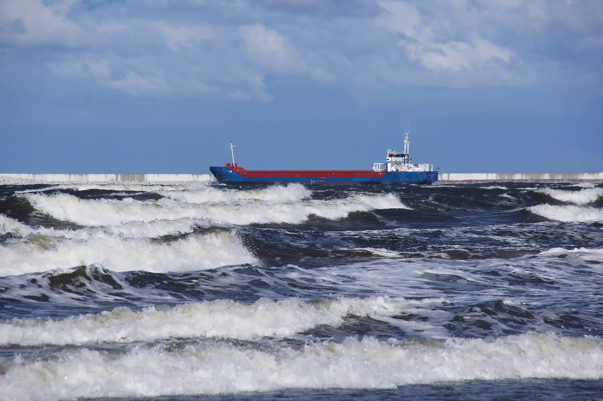 Sony Alpha DSLR-A450 sample photo. Sea-storm,. photography