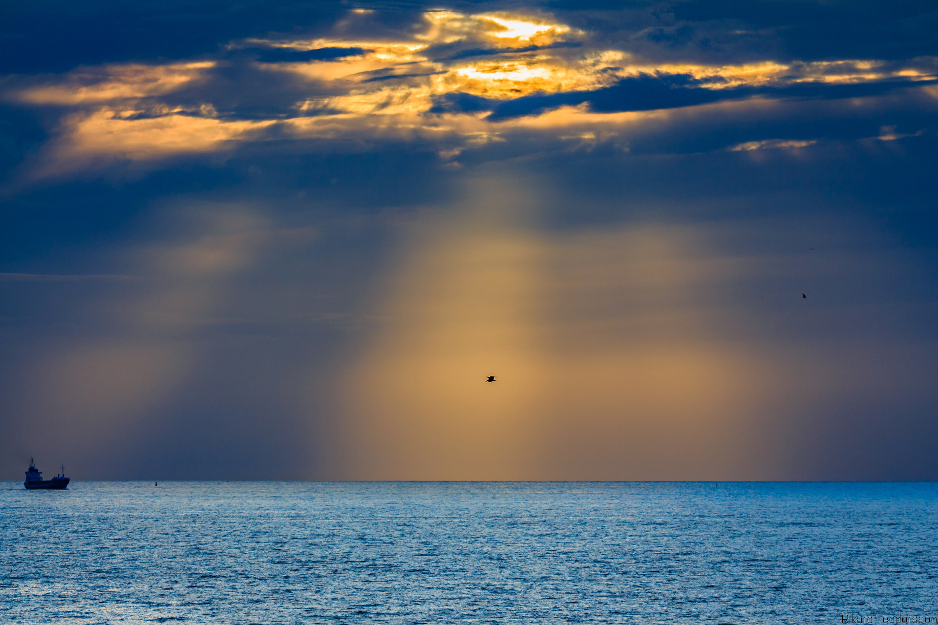Canon EF 100-400mm F4.5-5.6L IS USM sample photo. Ocean photography