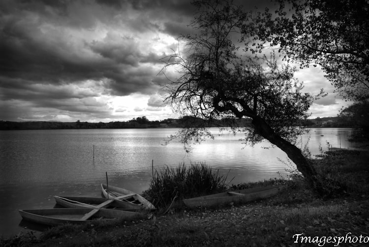 Tokina AT-X Pro 12-24mm F4 (IF) DX sample photo. Waiting for the storm photography