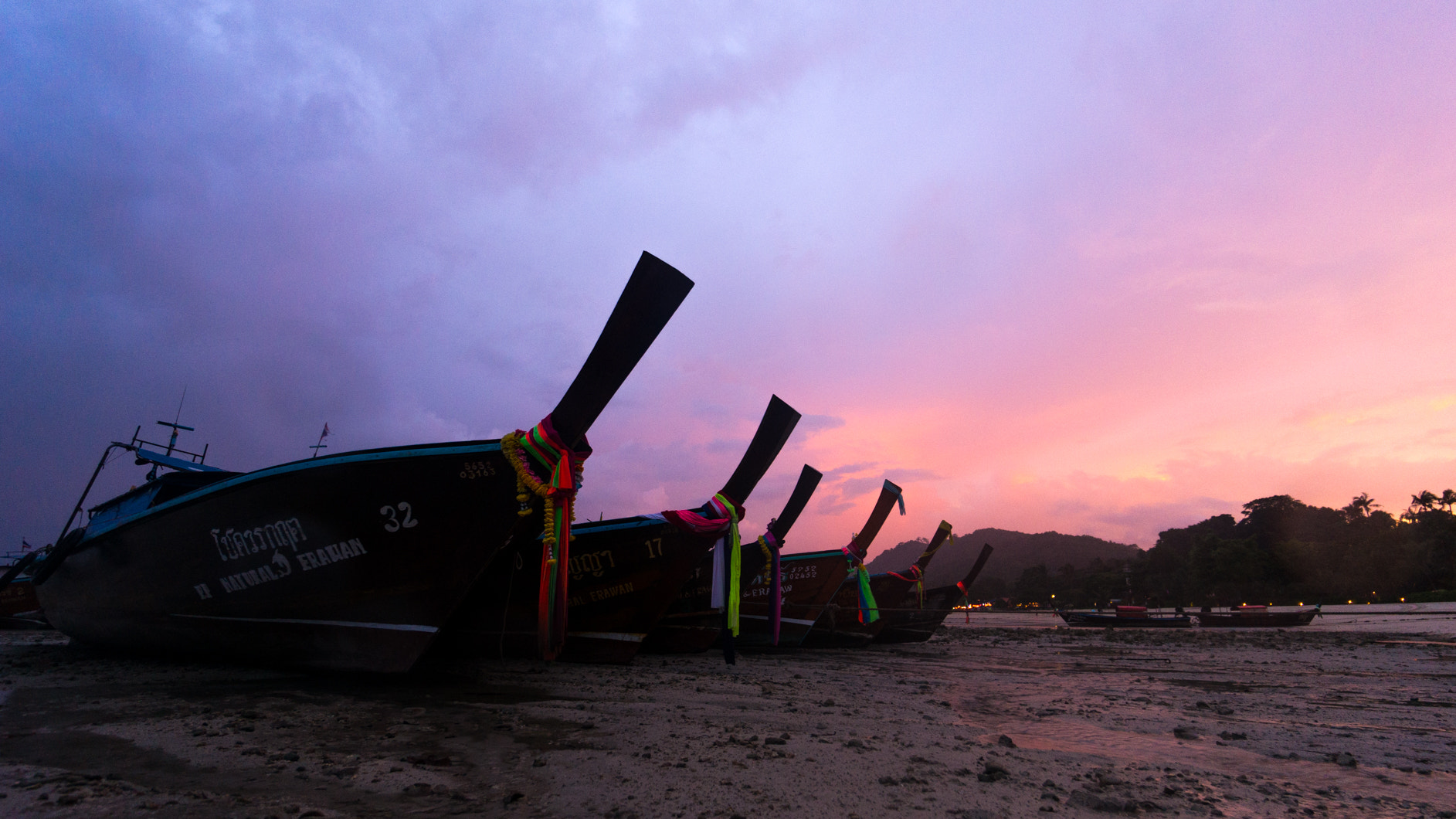 Sony Alpha NEX-6 + Sony E 10-18mm F4 OSS sample photo. Wonderful thailand photography