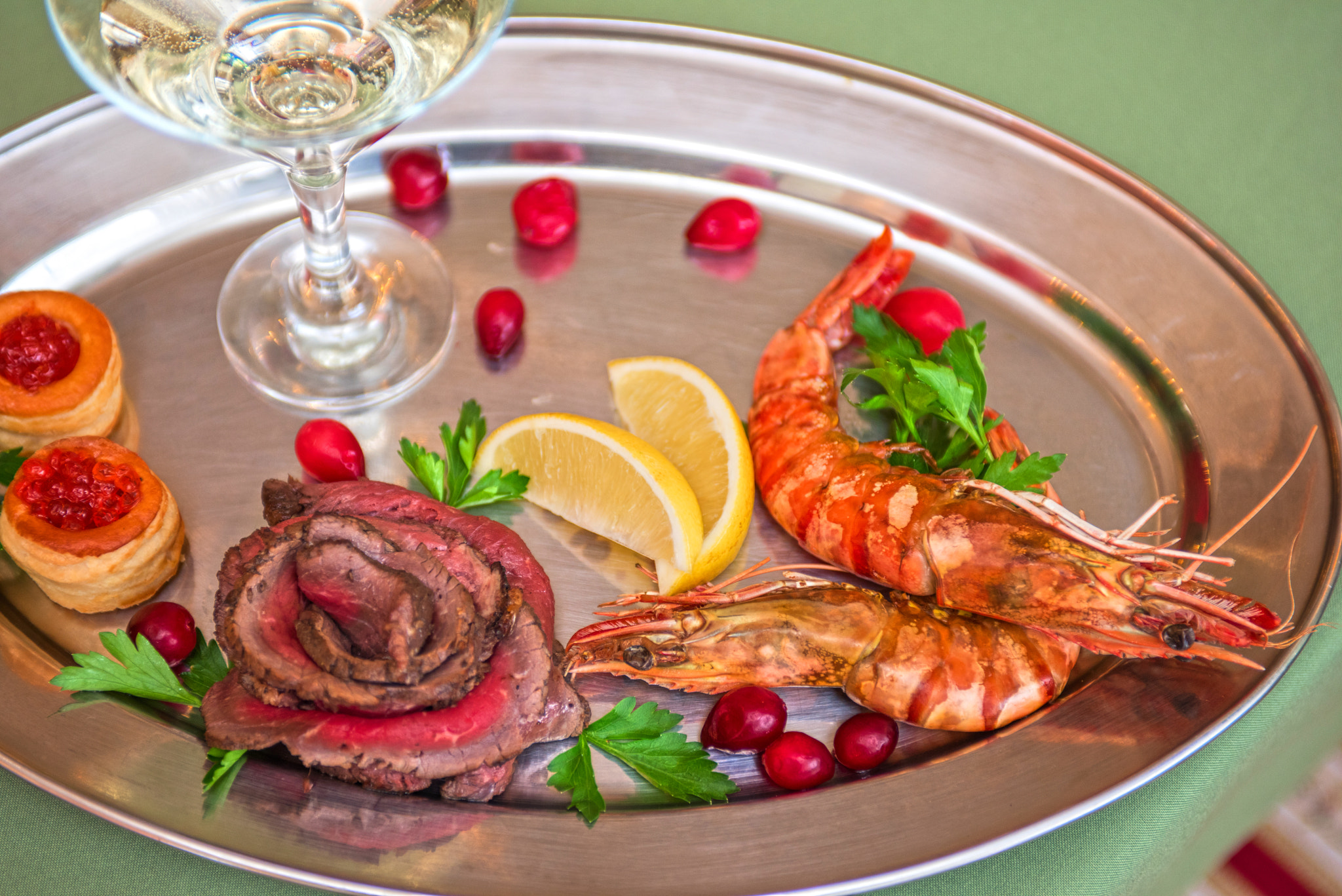 Nikon AF-S Nikkor 28-70mm F2.8 ED-IF sample photo. Grilled shrimps and beef meat photography