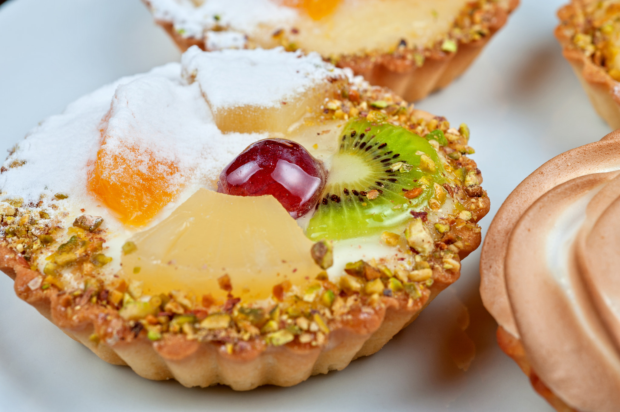 Nikon D700 + Nikon AF Micro-Nikkor 60mm F2.8D sample photo. Sweet cakes photography