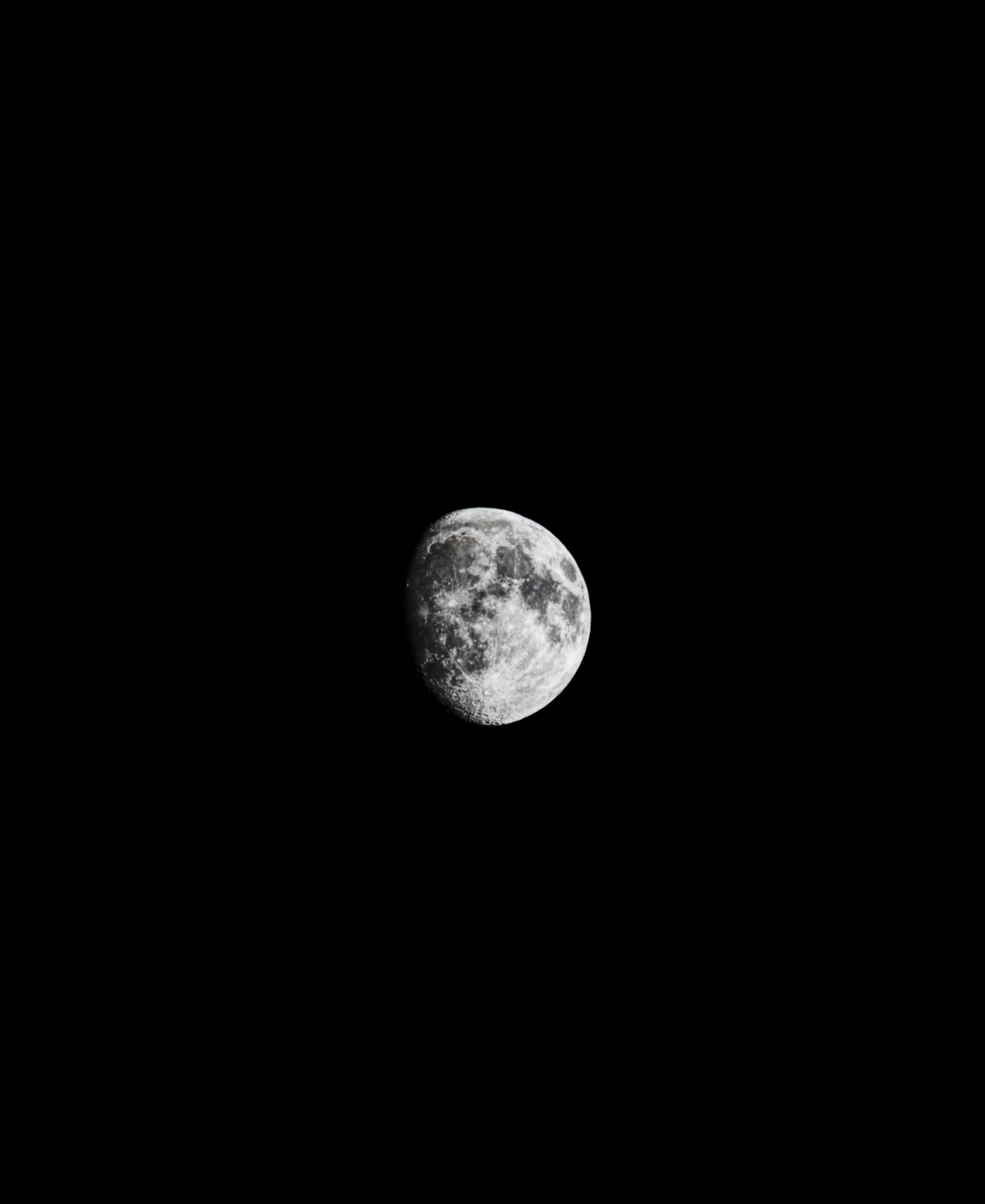 Canon EF 70-300mm F4-5.6 IS USM sample photo. The satellite called moon photography