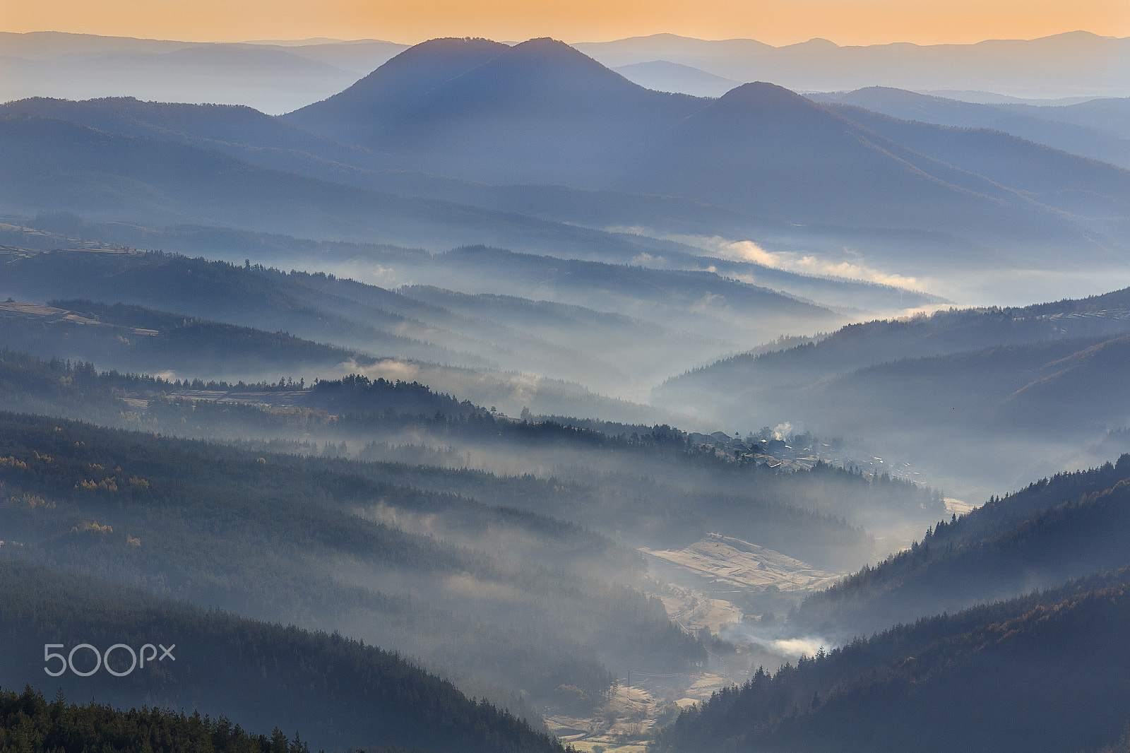 Canon EF-S 55-250mm F4-5.6 IS sample photo. Rodopi mountain photography