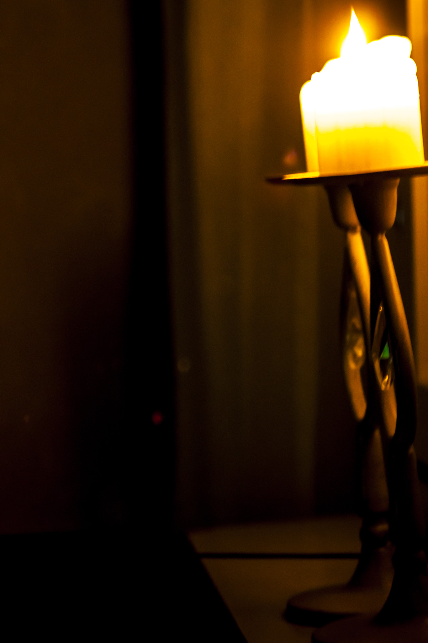 Canon EOS 500D (EOS Rebel T1i / EOS Kiss X3) sample photo. Candlelight photography