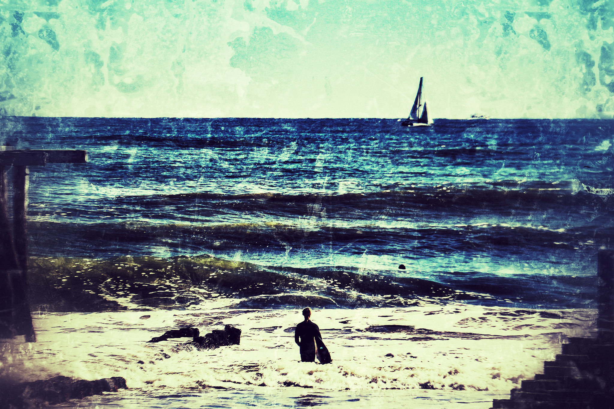 Canon EF 70-300mm F4-5.6L IS USM sample photo. Surfer series, snapseed app with grunge effect photography