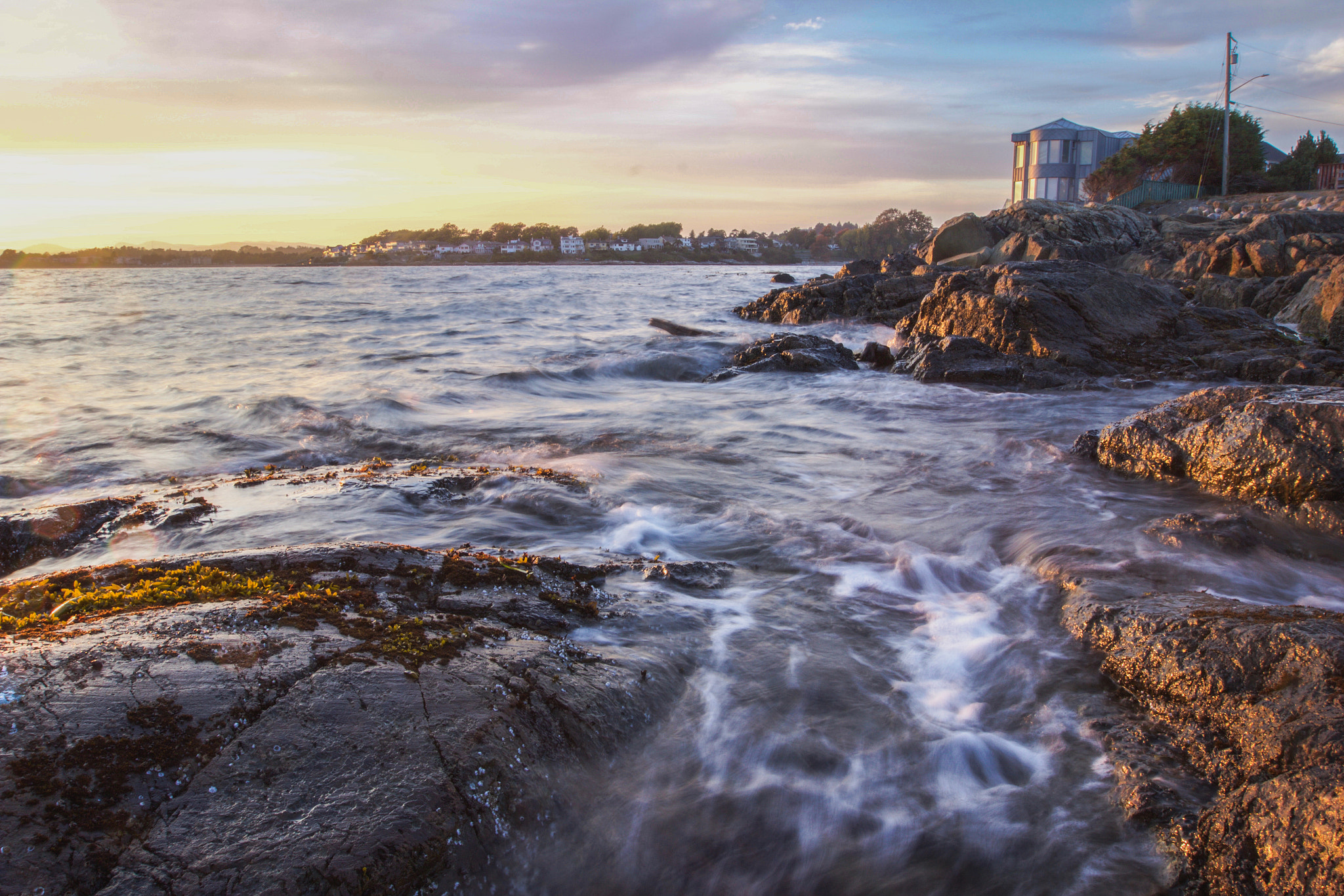 Canon EF 16-35mm F2.8L II USM sample photo. Best place to live photography