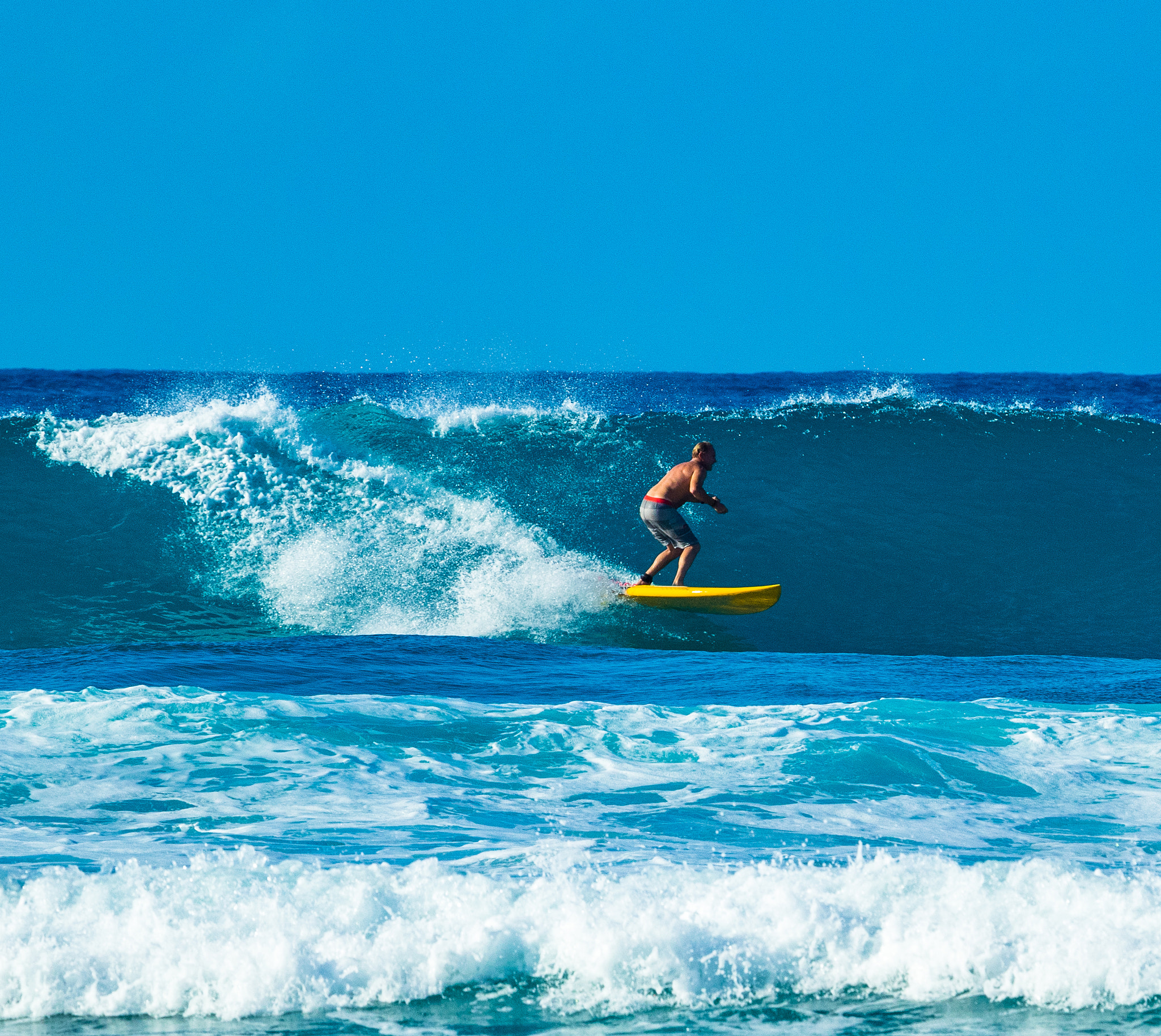 Canon EF 100-400mm F4.5-5.6L IS USM sample photo. Surfing in cayman photography