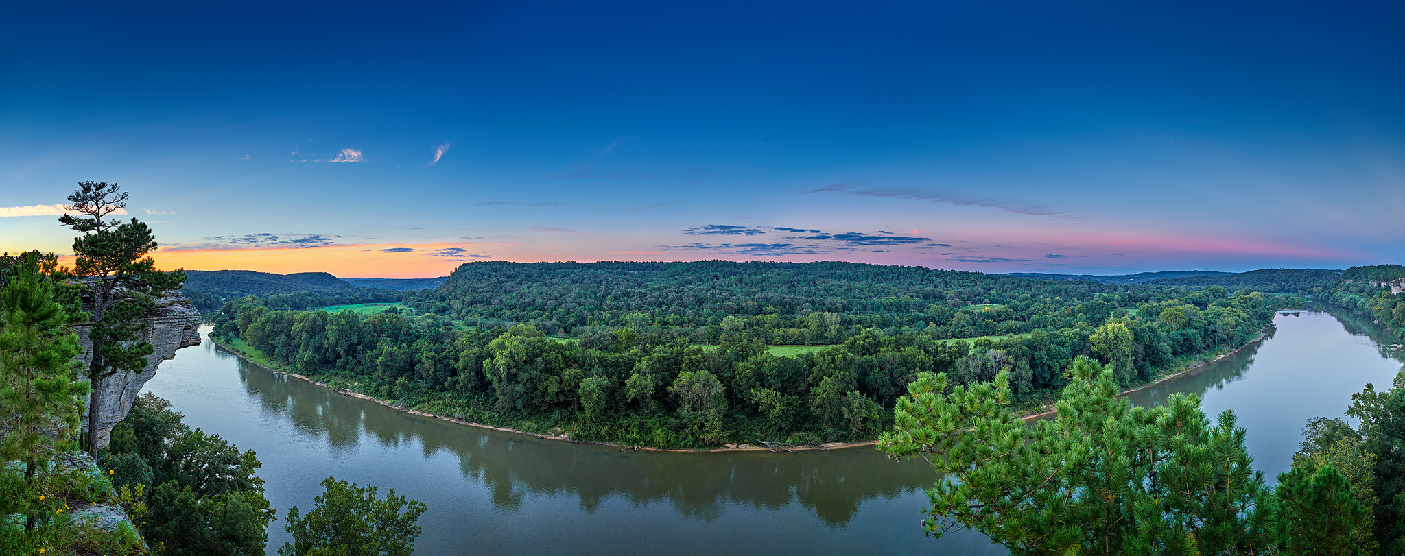 Phase One IQ3 100MP + Schneider LS 35mm f/3.5 sample photo. Calico rock from late august nd save photography