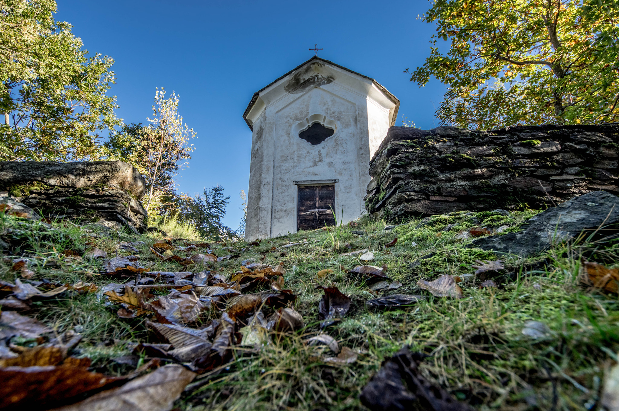 Sigma 8-16mm F4.5-5.6 DC HSM sample photo. Chiesetta del calvario photography