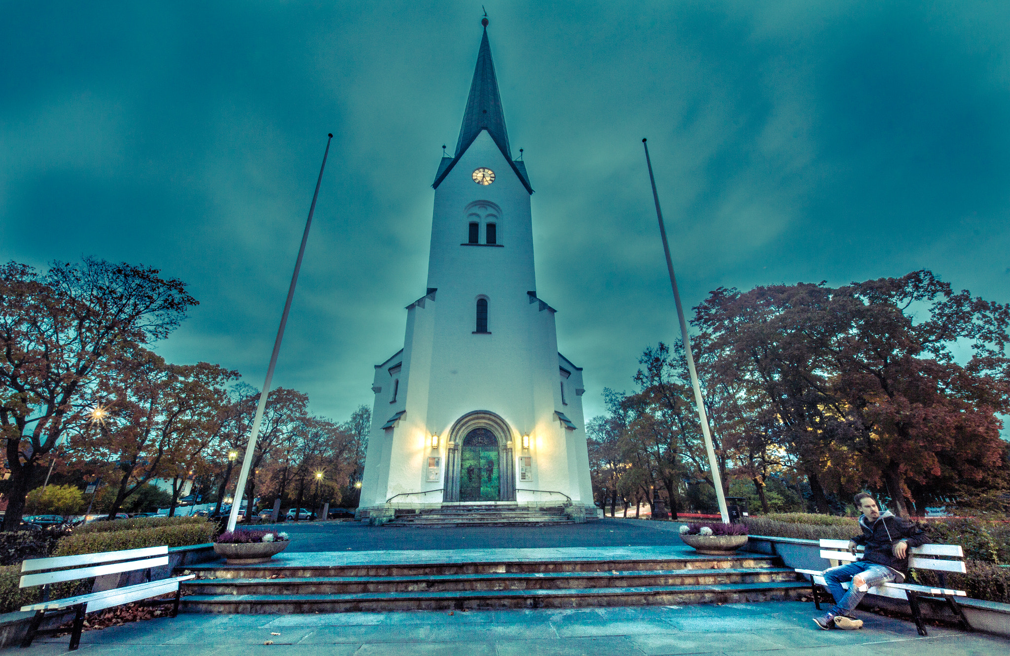 Sigma 8-16mm F4.5-5.6 DC HSM sample photo. Monument of faith photography