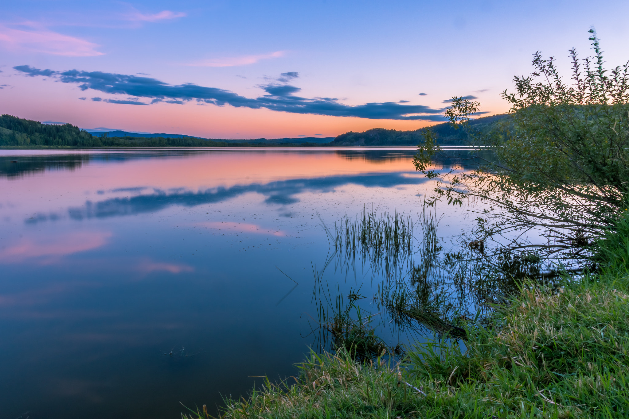 Canon EOS 1200D (EOS Rebel T5 / EOS Kiss X70 / EOS Hi) sample photo. Sunset on eaglet lake, bc photography