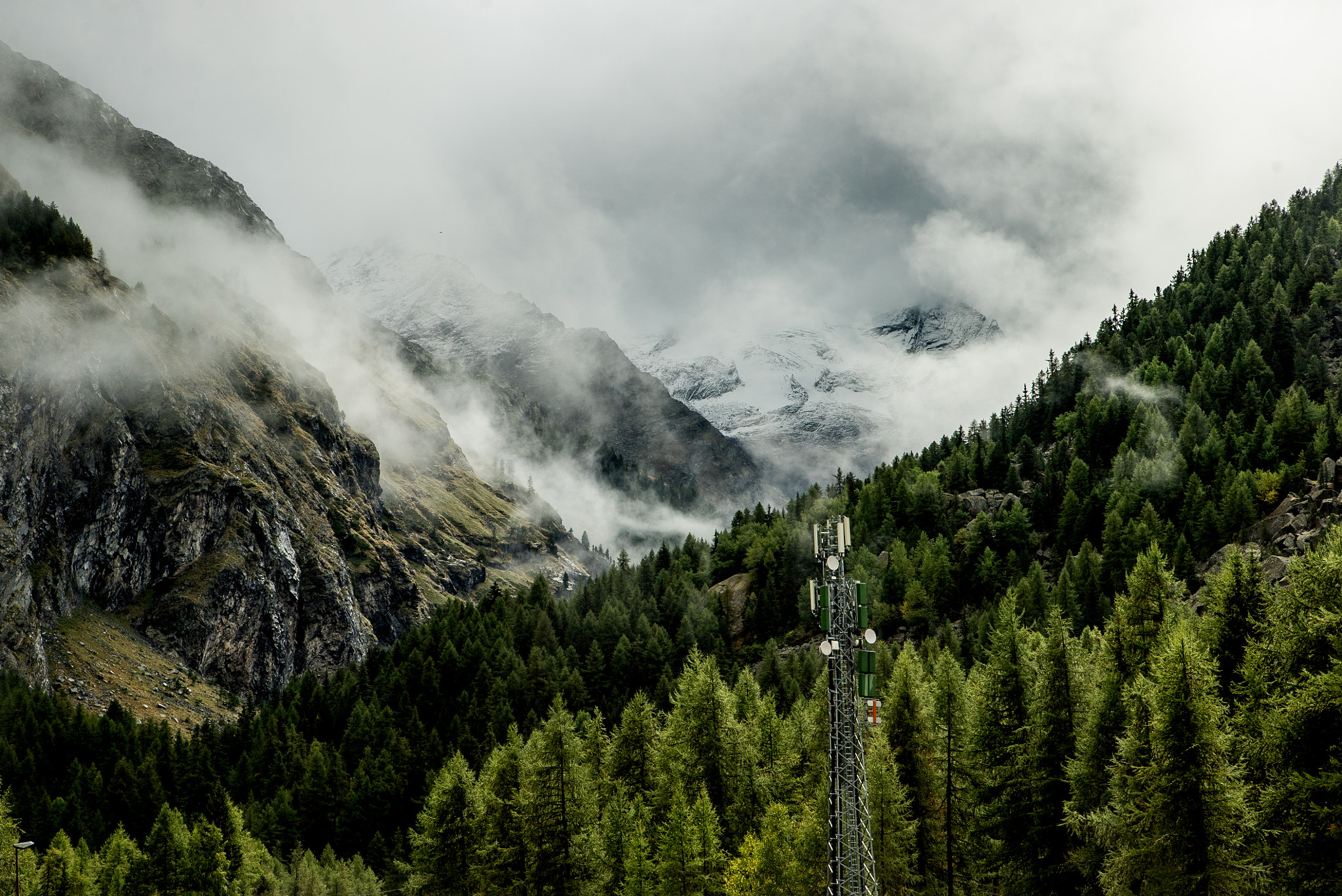 24-105mm F4 G SSM OSS sample photo. Tower in the clouds photography