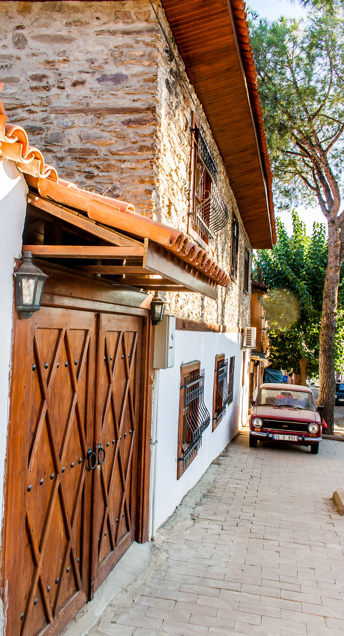 Canon EOS 50D sample photo. Old streets photography