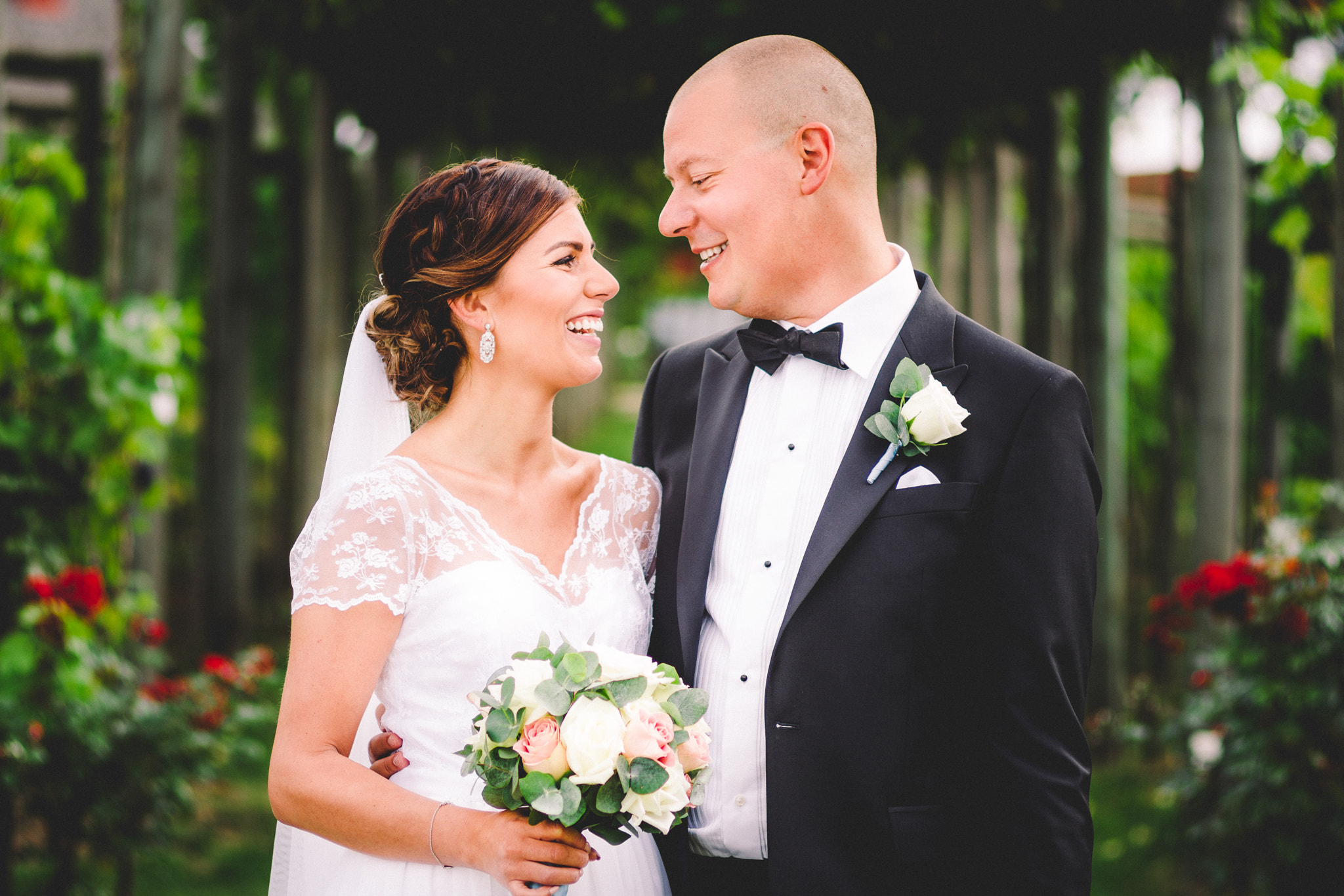 Pentax smc FA 77mm 1.8 Limited sample photo. Sanna & fredrik photography
