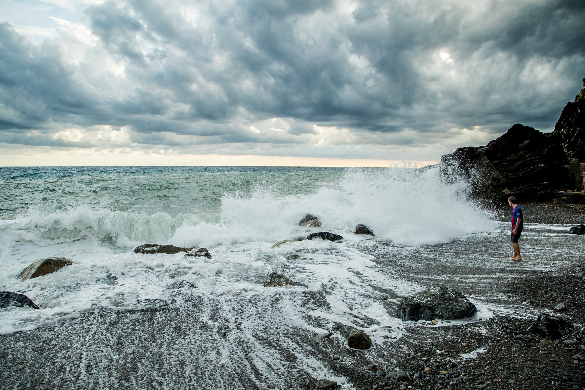 24-105mm F4 G SSM OSS sample photo. Angry sea photography