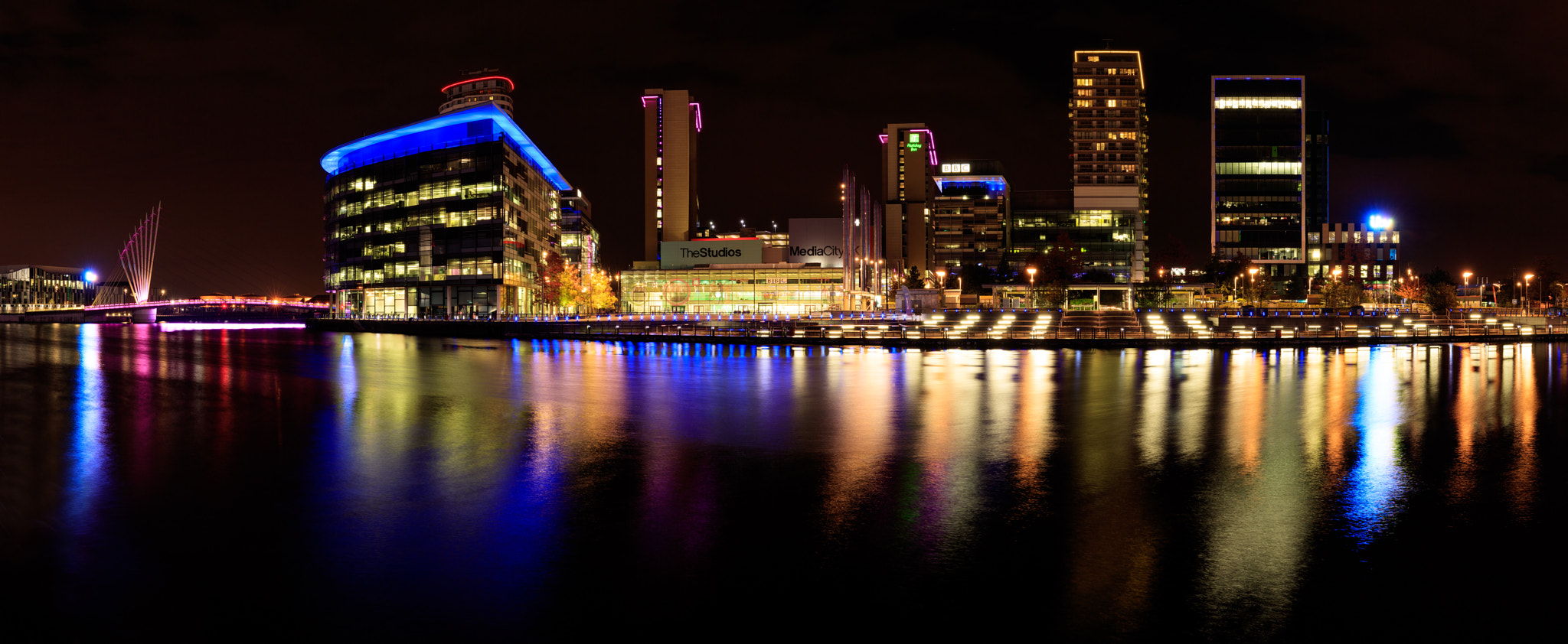 Canon EOS 5DS R + Canon EF 16-35mm F4L IS USM sample photo. Salford quays #1 photography