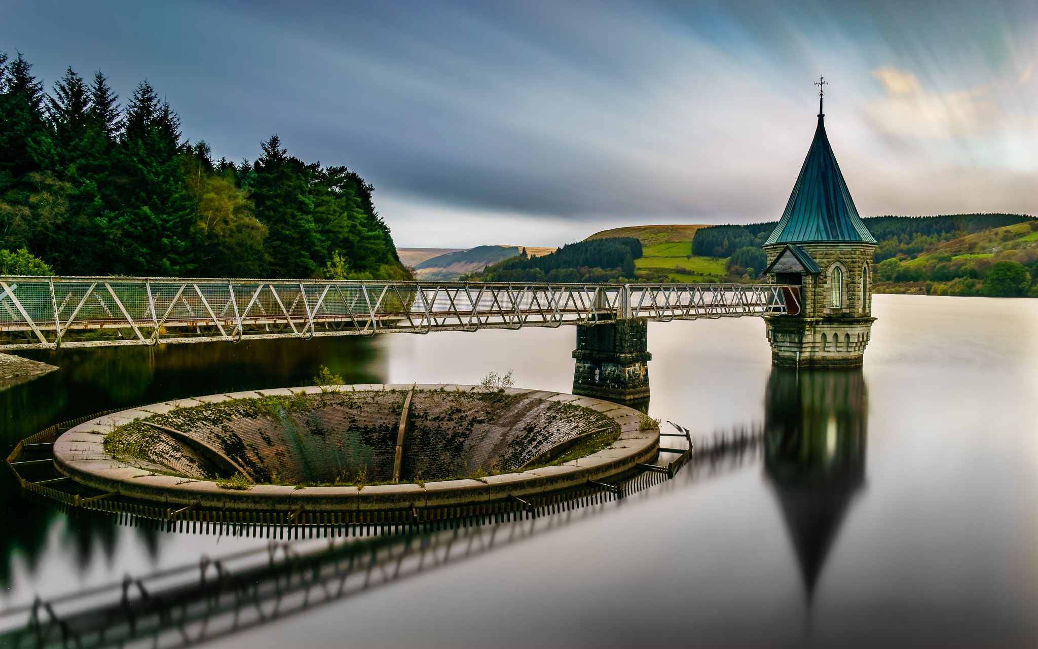 Sony a7 + Sony FE 28mm F2 sample photo. Pontsticill reservoir, brecon beacons national park photography