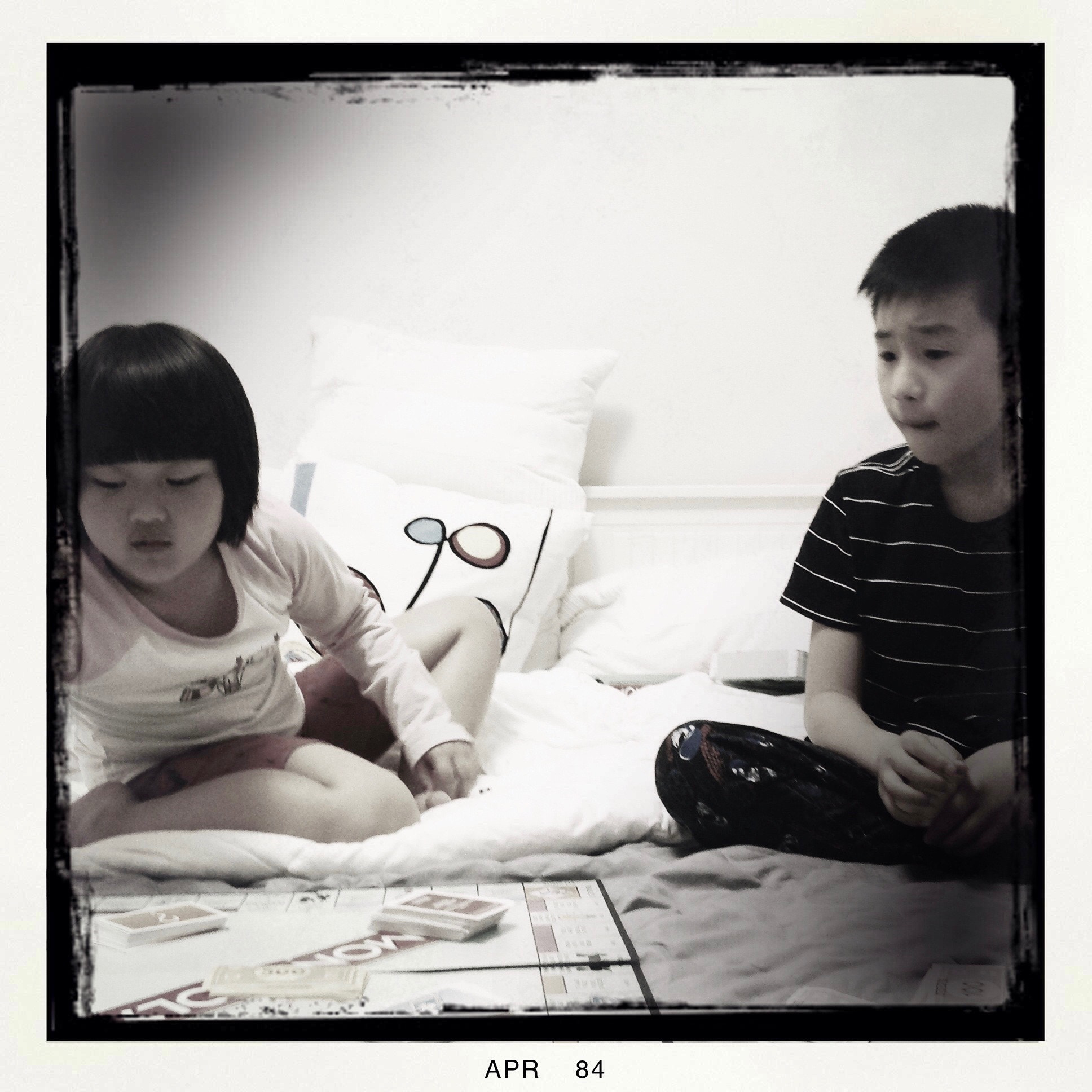 Hipstamatic 273 sample photo. Don't (money matters) photography