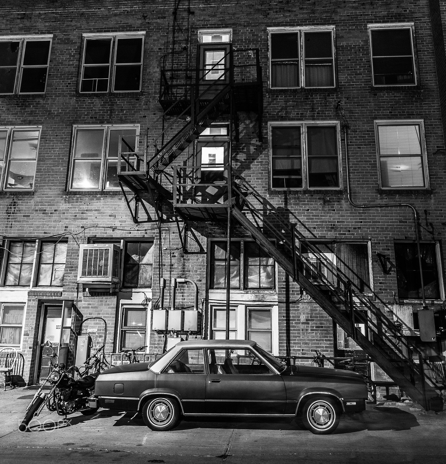 Canon EF-S 10-22mm F3.5-4.5 USM sample photo. Fire escape photography