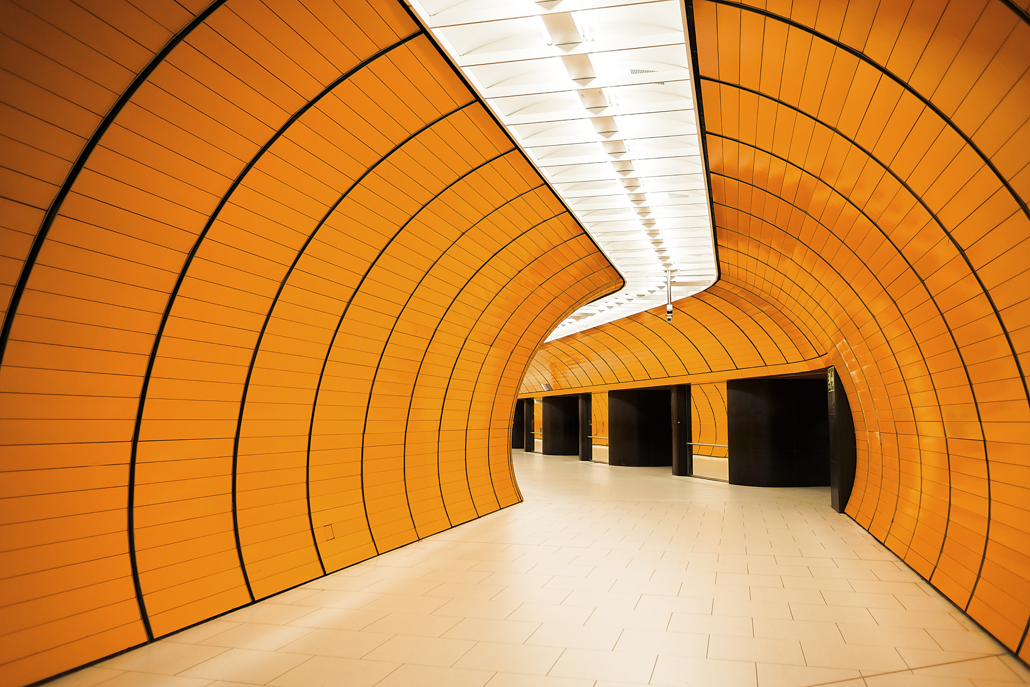 Nikon D600 + AF Nikkor 28mm f/2.8 sample photo. Odeon platz - feel the orange photography