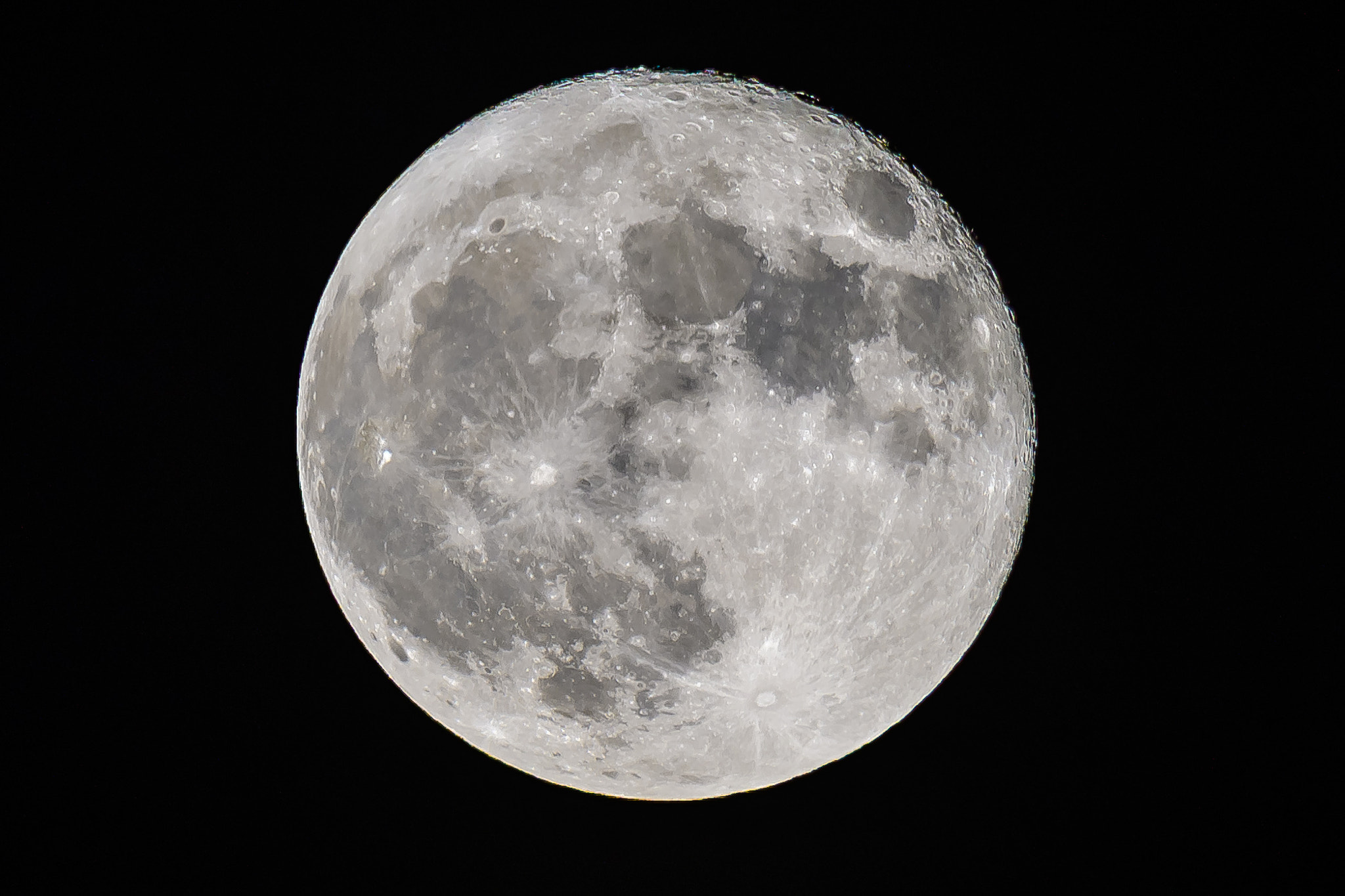 Nikon AF-S Nikkor 300mm F2.8G ED-IF VR sample photo. Full hunter moon photography